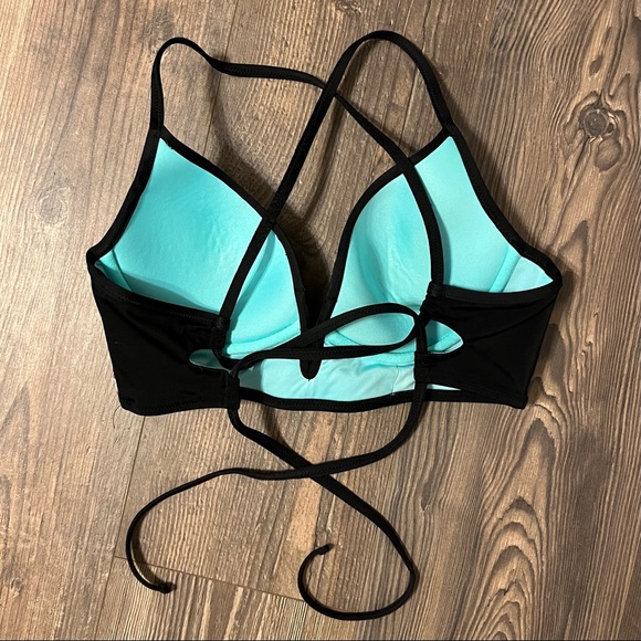 Target Shade & Shore Bikini 34B - Picture 4 of 4